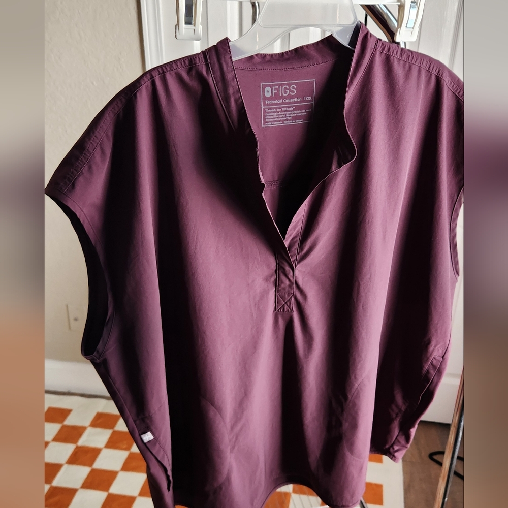 Figs 2XL Rafaela FreeX Top in Dark Fig